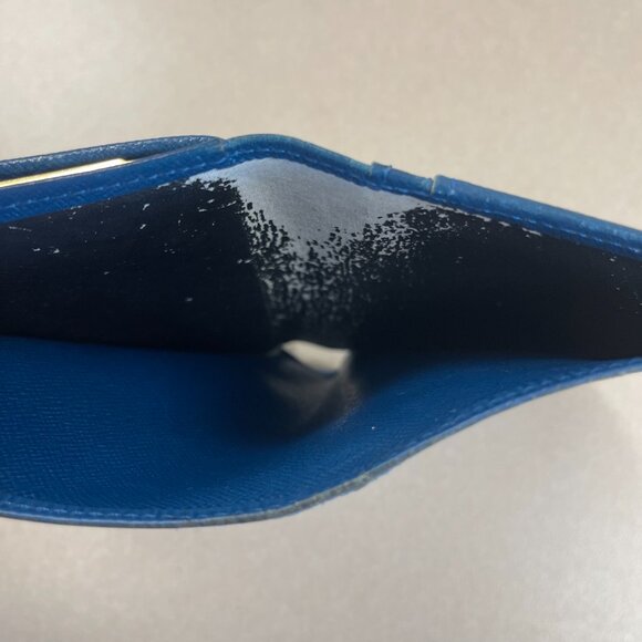 Louis Vuitton Toledo Blue Epi Leather Kisslock Wallet - Preowned - Picture 6 of 11